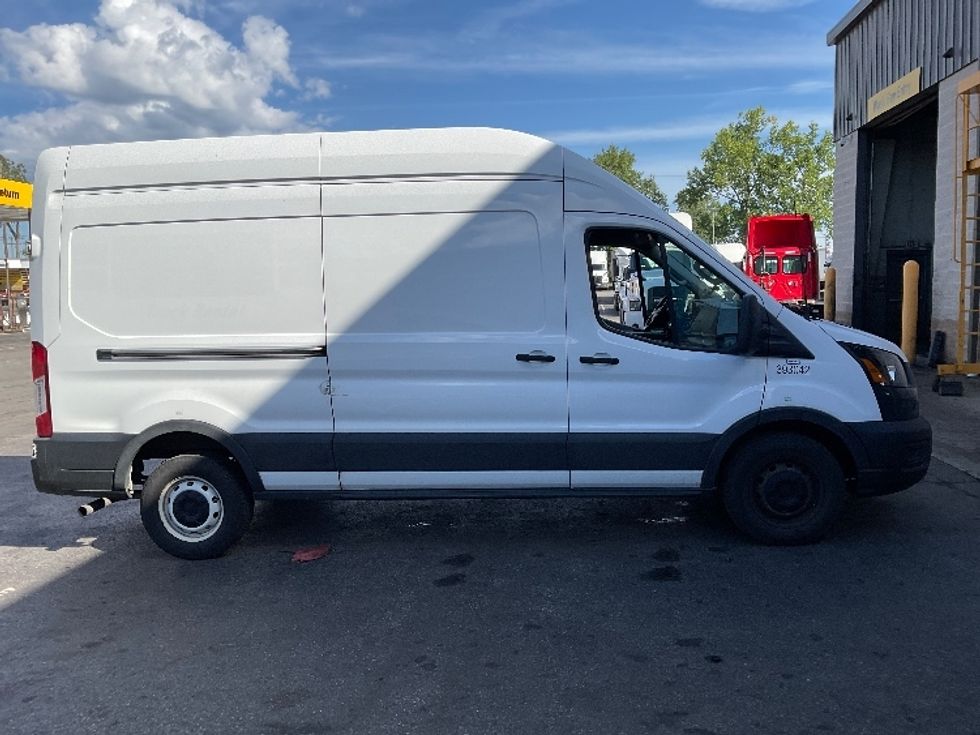 Cargo Van (Panel Van)-Light and Medium Duty Trucks-Ford-2021-Transit 250-Fredonia-NY-79,381\n\t\tmiles-$ 32,750 - Image 15