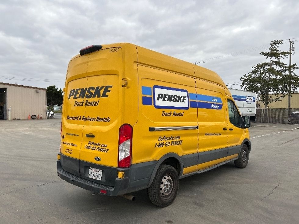Cargo Van (Panel Van)-Light and Medium Duty Trucks-Ford-2021-Transit 250-Fresno-CA-105,859\n\t\tmiles-$ 29,750 - Image 11