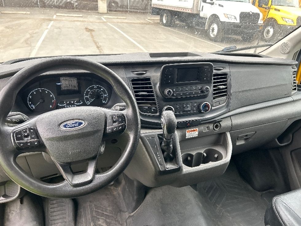 Cargo Van (Panel Van)-Light and Medium Duty Trucks-Ford-2021-Transit 250-Fresno-CA-105,859\n\t\tmiles-$ 29,750 - Image 15