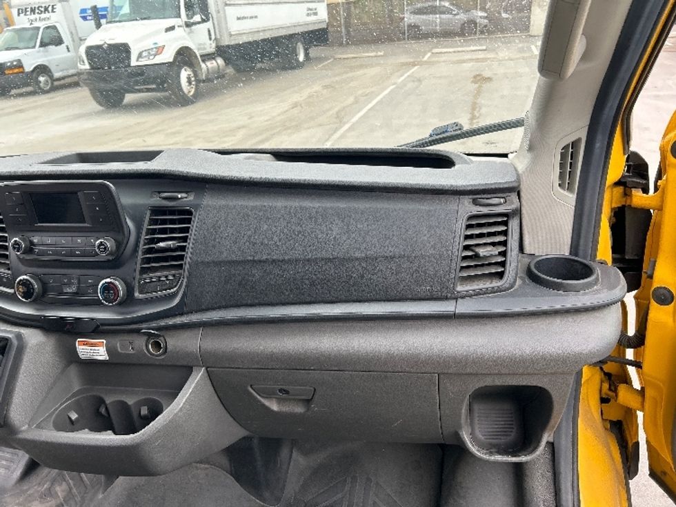 Cargo Van (Panel Van)-Light and Medium Duty Trucks-Ford-2021-Transit 250-Fresno-CA-105,859\n\t\tmiles-$ 29,750 - Image 18