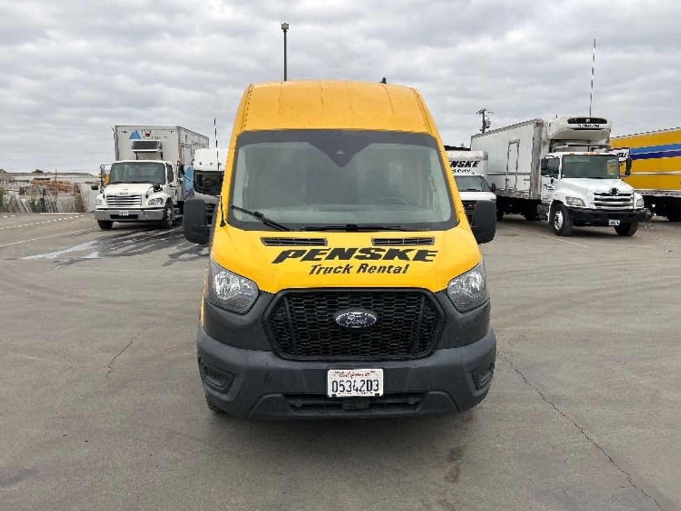 Cargo Van (Panel Van)-Light and Medium Duty Trucks-Ford-2021-Transit 250-Fresno-CA-105,859\n\t\tmiles-$ 29,750 - Image 2
