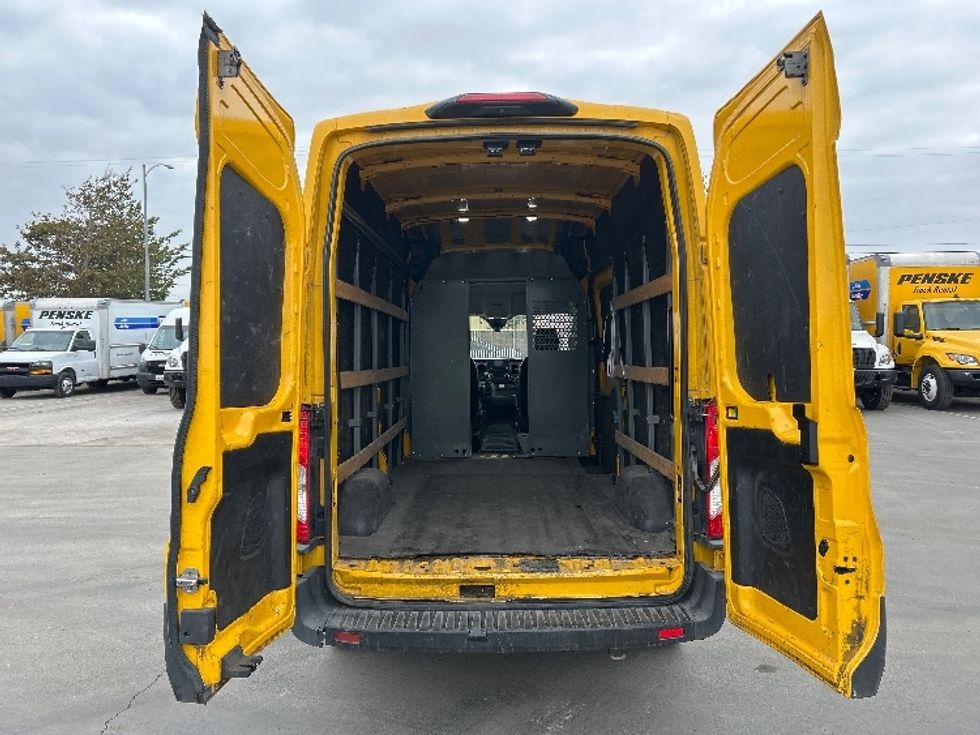 Cargo Van (Panel Van)-Light and Medium Duty Trucks-Ford-2021-Transit 250-Fresno-CA-105,859\n\t\tmiles-$ 29,750 - Image 7