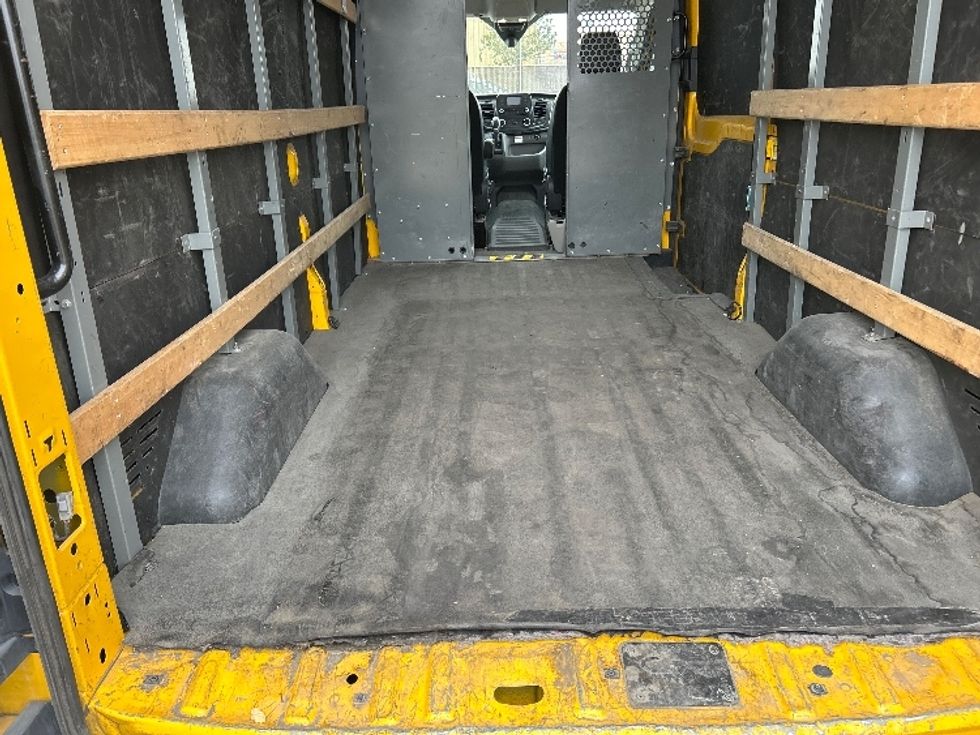 Cargo Van (Panel Van)-Light and Medium Duty Trucks-Ford-2021-Transit 250-Fresno-CA-105,859\n\t\tmiles-$ 29,750 - Image 8