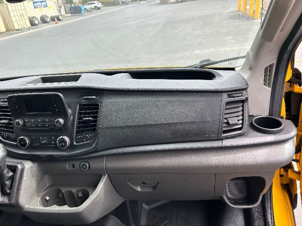 Cargo Van (Panel Van)-Light and Medium Duty Trucks-Ford-2021-Transit 250-Gilroy-CA-84,862\n\t\tmiles-$ 31,500 - Image 21