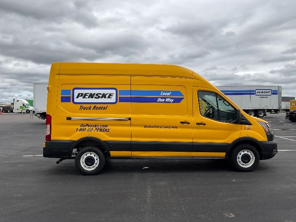 Cargo Van (Panel Van)-Light and Medium Duty Trucks-Ford-2021-Transit 250-Greeley-CO-71,568\n\t\tmiles-$ 32,000 - Image 15