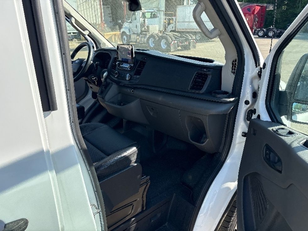 Cargo Van (Panel Van)-Light and Medium Duty Trucks-Ford-2021-Transit 250-Greensboro-NC-105,677\n\t\tmiles-$ 29,250 - Image 19