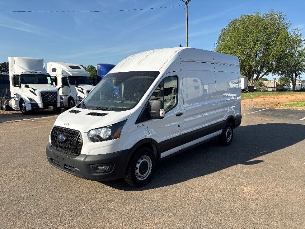 Cargo Van (Panel Van)-Light and Medium Duty Trucks-Ford-2021-Transit 250-Greensboro-NC-105,677\n\t\tmiles-$ 29,250 - Image 3