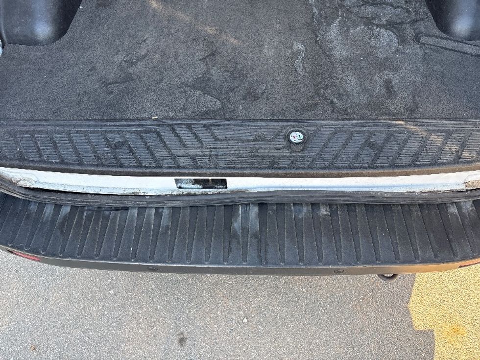 Cargo Van (Panel Van)-Light and Medium Duty Trucks-Ford-2021-Transit 250-Greensboro-NC-105,677\n\t\tmiles-$ 29,250 - Image 9