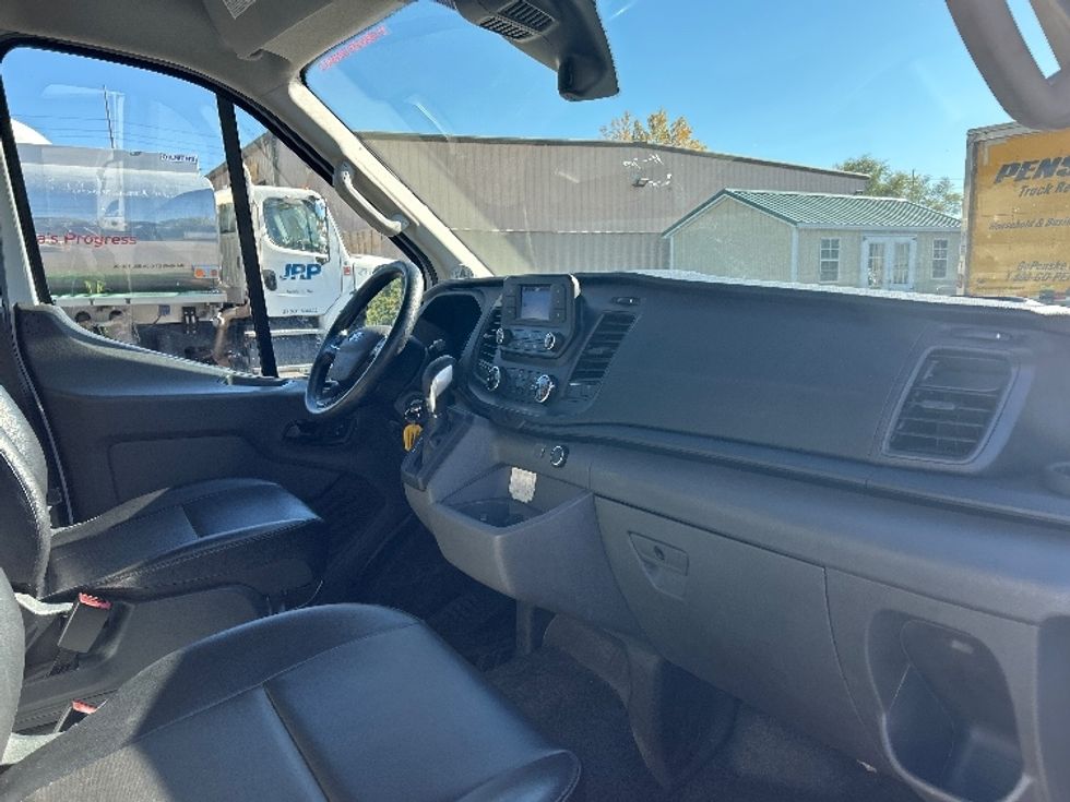 Cargo Van (Panel Van)-Light and Medium Duty Trucks-Ford-2021-Transit 250-Greensboro-NC-114,756\n\t\tmiles-$ 35,500 - Image 19