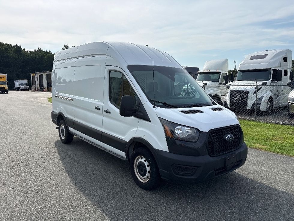 Cargo Van (Panel Van)-Light and Medium Duty Trucks-Ford-2021-Transit 250-Greensboro-NC-59,613\n\t\tmiles-$ 37,500 - Image 1