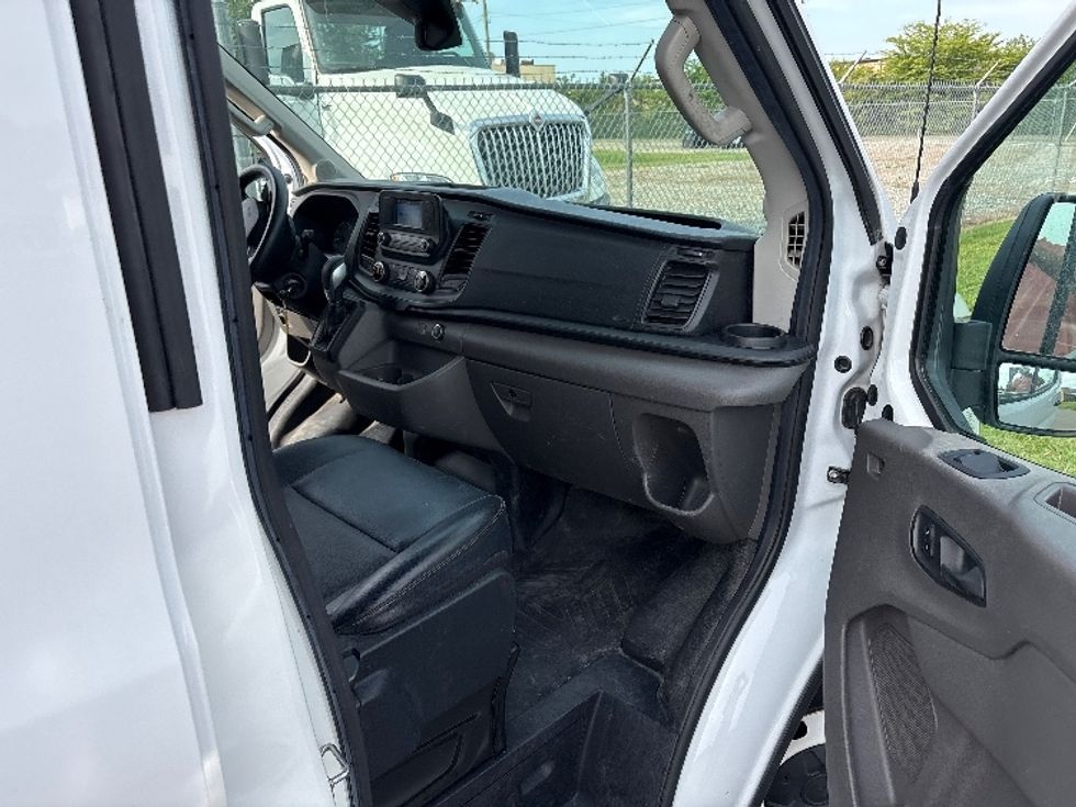 Cargo Van (Panel Van)-Light and Medium Duty Trucks-Ford-2021-Transit 250-Greensboro-NC-59,613\n\t\tmiles-$ 37,500 - Image 19