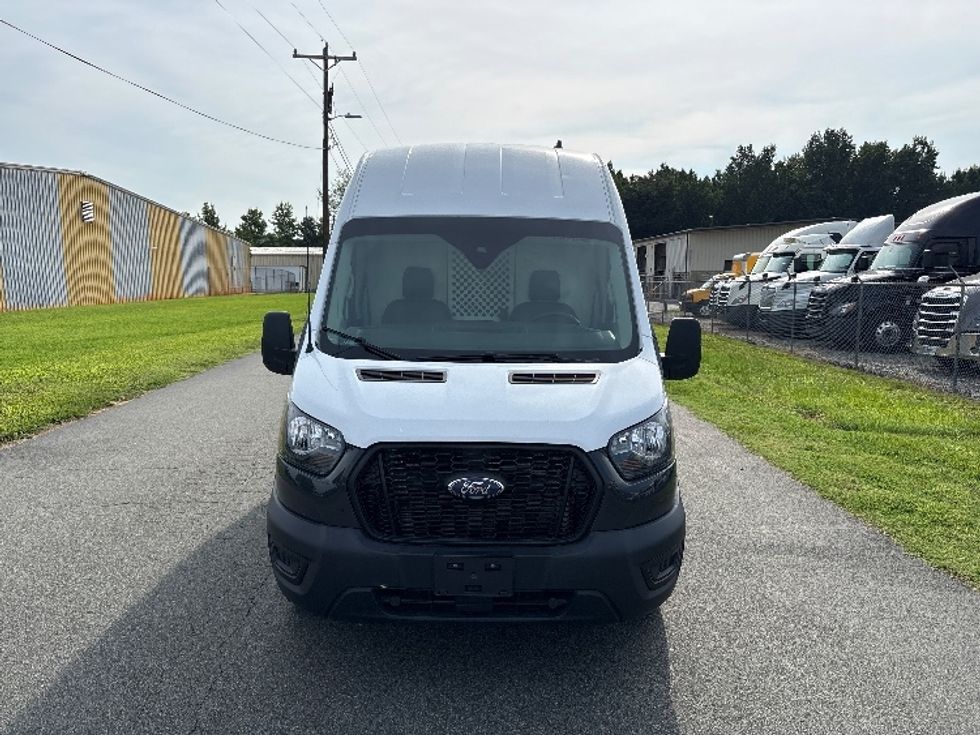 Cargo Van (Panel Van)-Light and Medium Duty Trucks-Ford-2021-Transit 250-Greensboro-NC-59,613\n\t\tmiles-$ 37,500 - Image 2