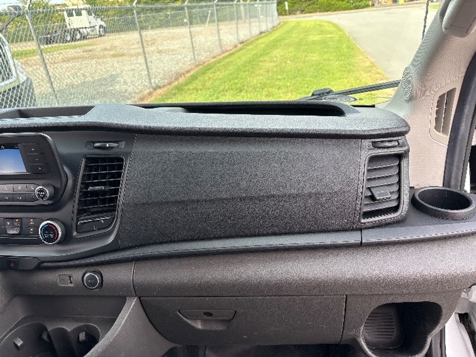 Cargo Van (Panel Van)-Light and Medium Duty Trucks-Ford-2021-Transit 250-Greensboro-NC-59,613\n\t\tmiles-$ 37,500 - Image 20