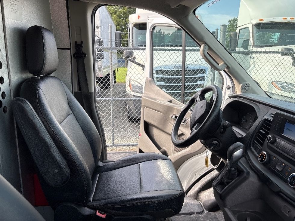 Cargo Van (Panel Van)-Light and Medium Duty Trucks-Ford-2021-Transit 250-Greensboro-NC-59,613\n\t\tmiles-$ 37,500 - Image 21