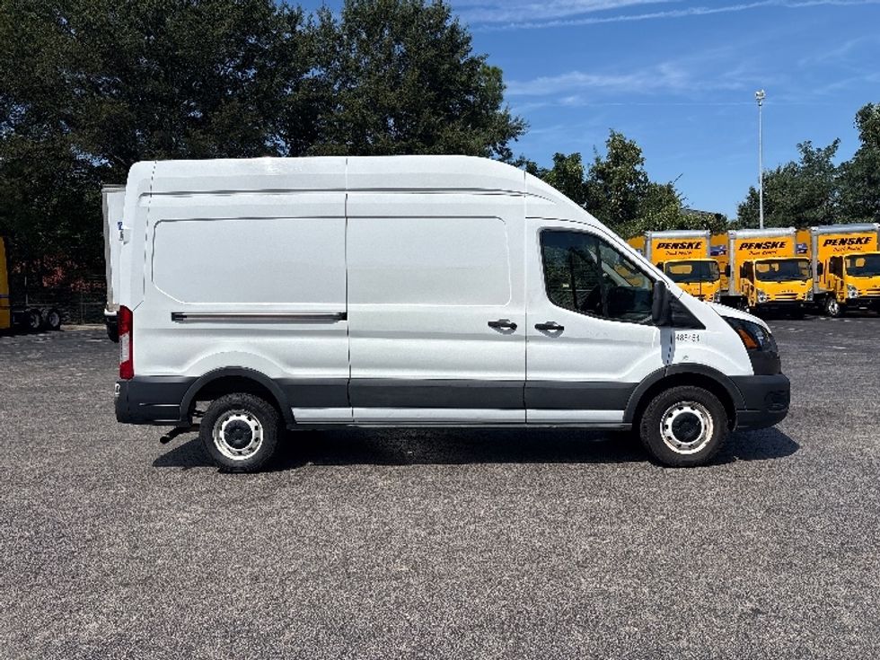 Cargo Van (Panel Van)-Light and Medium Duty Trucks-Ford-2021-Transit 250-Greensboro-NC-93,623\n\t\tmiles-$ 33,250 - Image 14