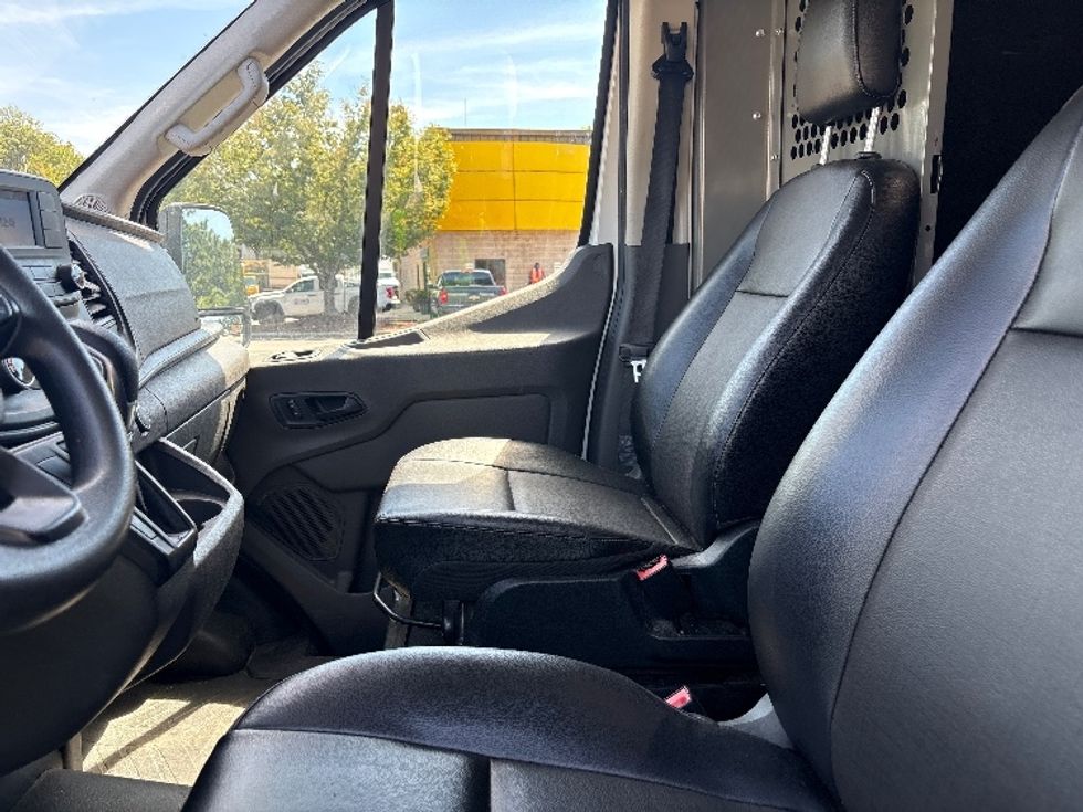 Cargo Van (Panel Van)-Light and Medium Duty Trucks-Ford-2021-Transit 250-Greensboro-NC-93,623\n\t\tmiles-$ 33,250 - Image 18