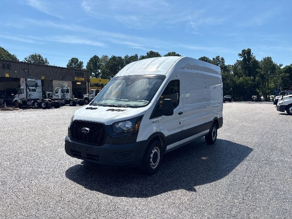 Cargo Van (Panel Van)-Light and Medium Duty Trucks-Ford-2021-Transit 250-Greensboro-NC-93,623\n\t\tmiles-$ 33,250 - Image 3
