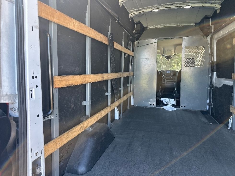 Cargo Van (Panel Van)-Light and Medium Duty Trucks-Ford-2021-Transit 250-Harahan-LA-94,078\n\t\tmiles-$ 35,500 - Image 10