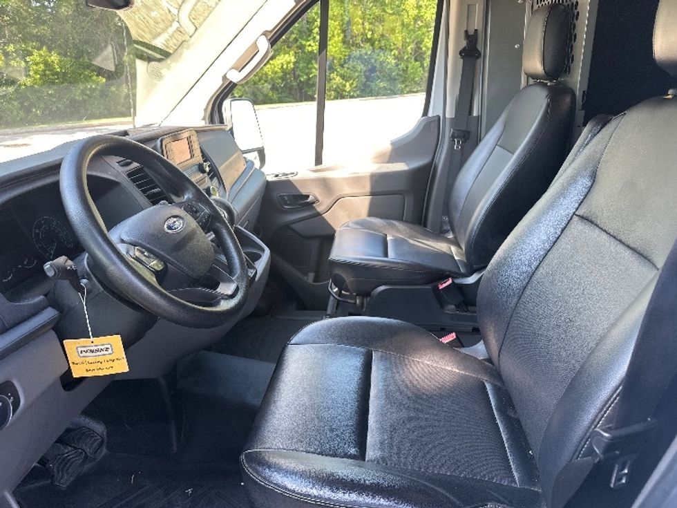 Cargo Van (Panel Van)-Light and Medium Duty Trucks-Ford-2021-Transit 250-Harahan-LA-94,078\n\t\tmiles-$ 35,500 - Image 18