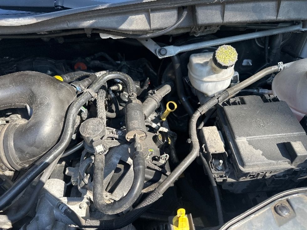 Cargo Van (Panel Van)-Light and Medium Duty Trucks-Ford-2021-Transit 250-Harahan-LA-94,078\n\t\tmiles-$ 35,500 - Image 23