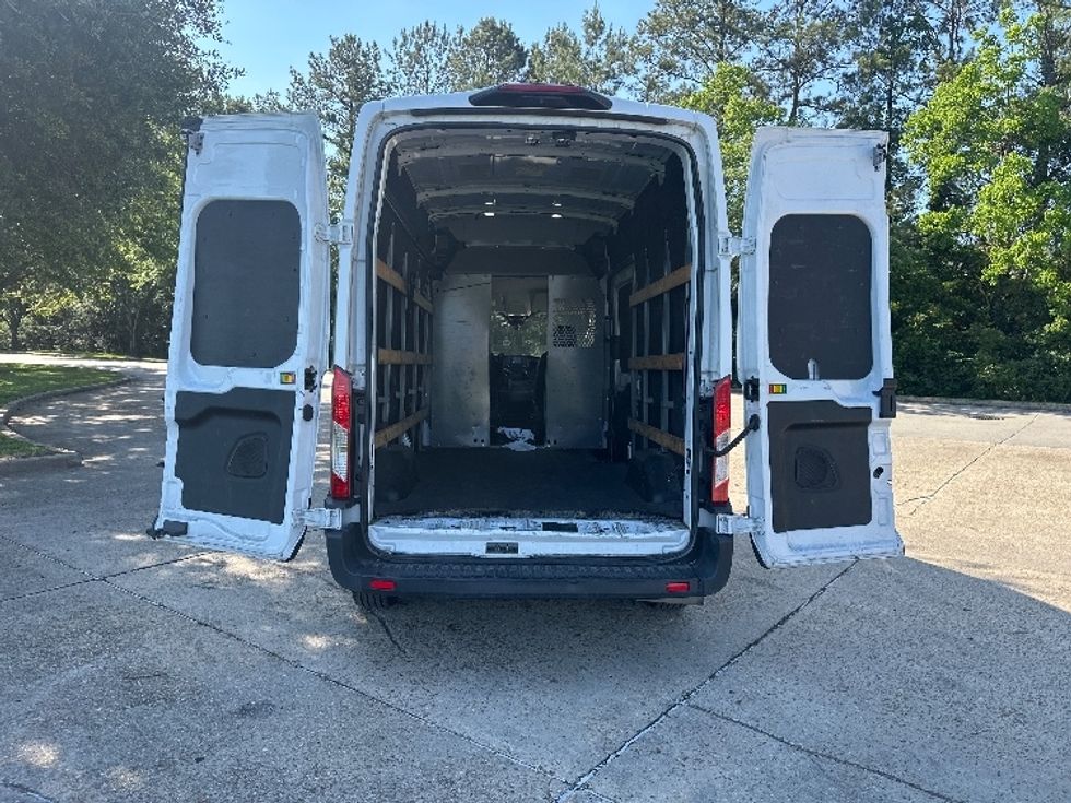 Cargo Van (Panel Van)-Light and Medium Duty Trucks-Ford-2021-Transit 250-Harahan-LA-94,078\n\t\tmiles-$ 35,500 - Image 8
