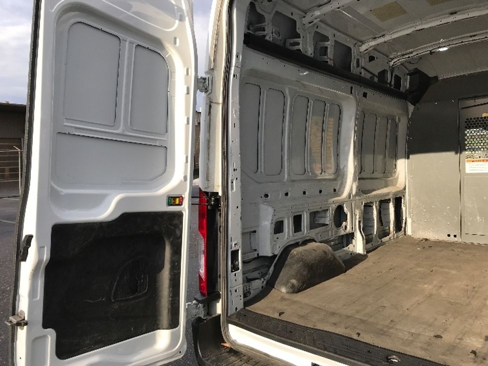 Cargo Van (Panel Van)-Light and Medium Duty Trucks-Ford-2021-Transit 250-Harrisonburg-VA-134,498\n\t\tmiles-$ 28,750 - Image 11