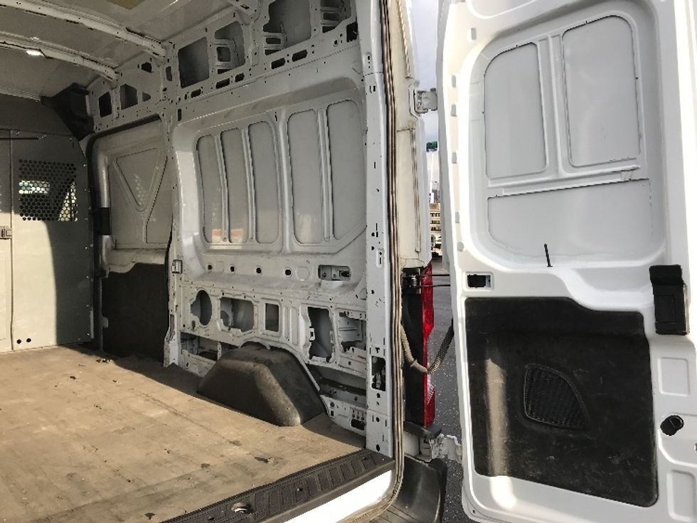 Cargo Van (Panel Van)-Light and Medium Duty Trucks-Ford-2021-Transit 250-Harrisonburg-VA-134,498\n\t\tmiles-$ 28,750 - Image 12