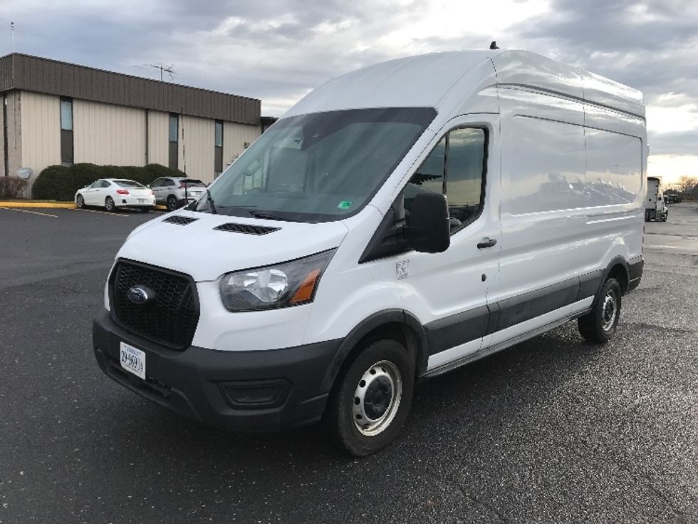 Cargo Van (Panel Van)-Light and Medium Duty Trucks-Ford-2021-Transit 250-Harrisonburg-VA-134,498\n\t\tmiles-$ 28,750 - Image 3