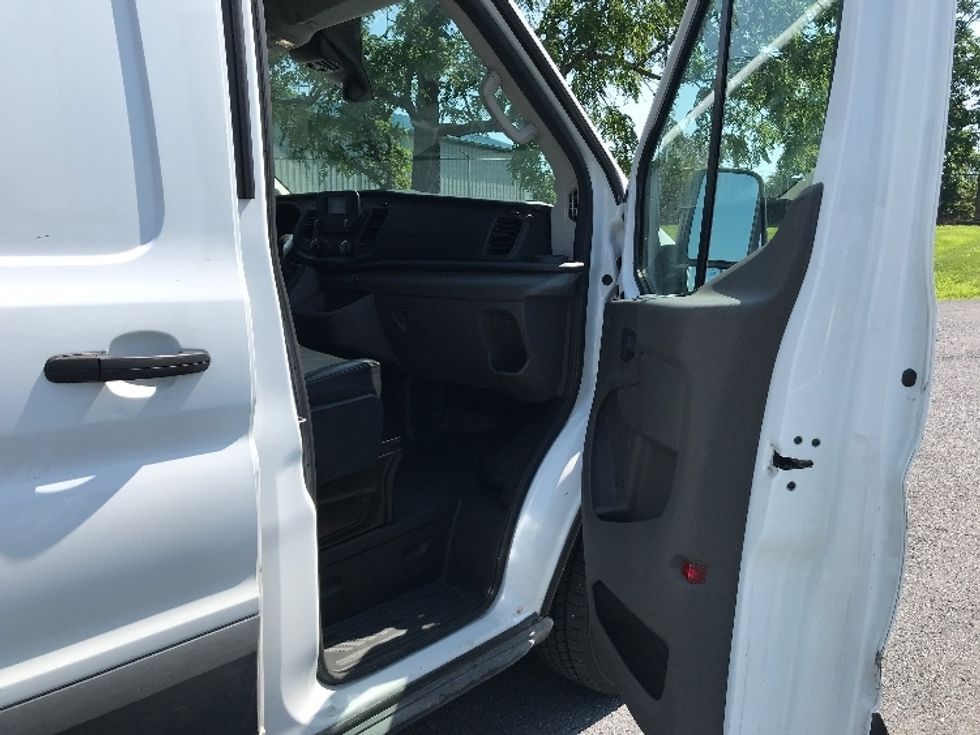 Cargo Van (Panel Van)-Light and Medium Duty Trucks-Ford-2021-Transit 250-Harrisonburg-VA-70,004\n\t\tmiles-$ 34,500 - Image 20