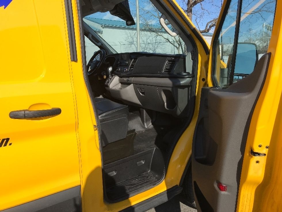 Cargo Van (Panel Van)-Light and Medium Duty Trucks-Ford-2021-Transit 250-Harrisonburg-VA-71,985\n\t\tmiles-$ 34,500 - Image 20