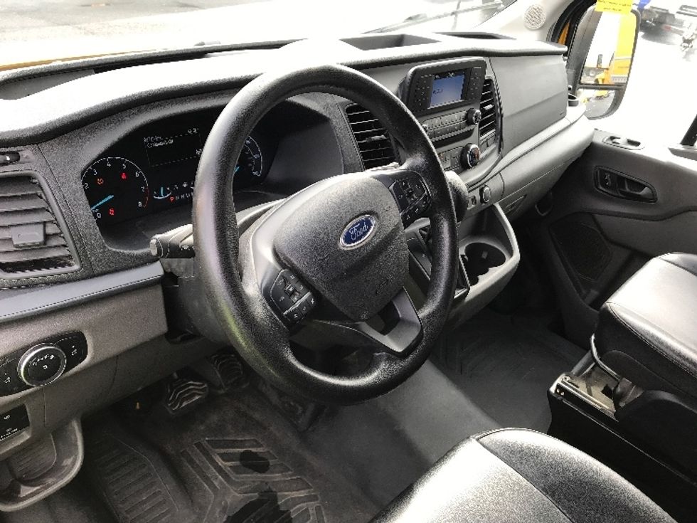 Cargo Van (Panel Van)-Light and Medium Duty Trucks-Ford-2021-Transit 250-Harrisonburg-VA-91,114\n\t\tmiles-$ 32,000 - Image 16