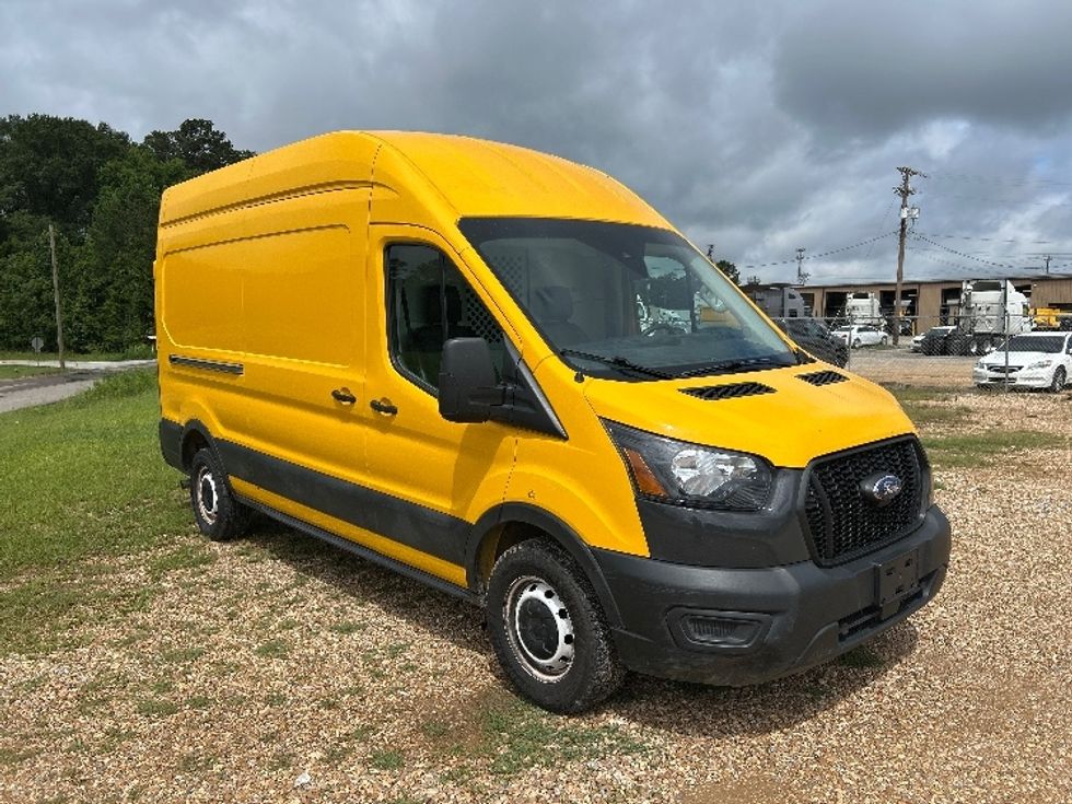 Cargo Van (Panel Van)-Light and Medium Duty Trucks-Ford-2021-Transit 250-Hattiesburg-MS-126,482\n\t\tmiles-$ 25,500 - Image 1