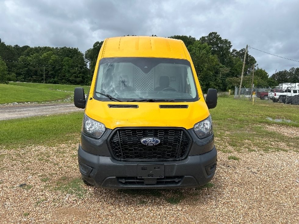 Cargo Van (Panel Van)-Light and Medium Duty Trucks-Ford-2021-Transit 250-Hattiesburg-MS-126,482\n\t\tmiles-$ 25,500 - Image 2