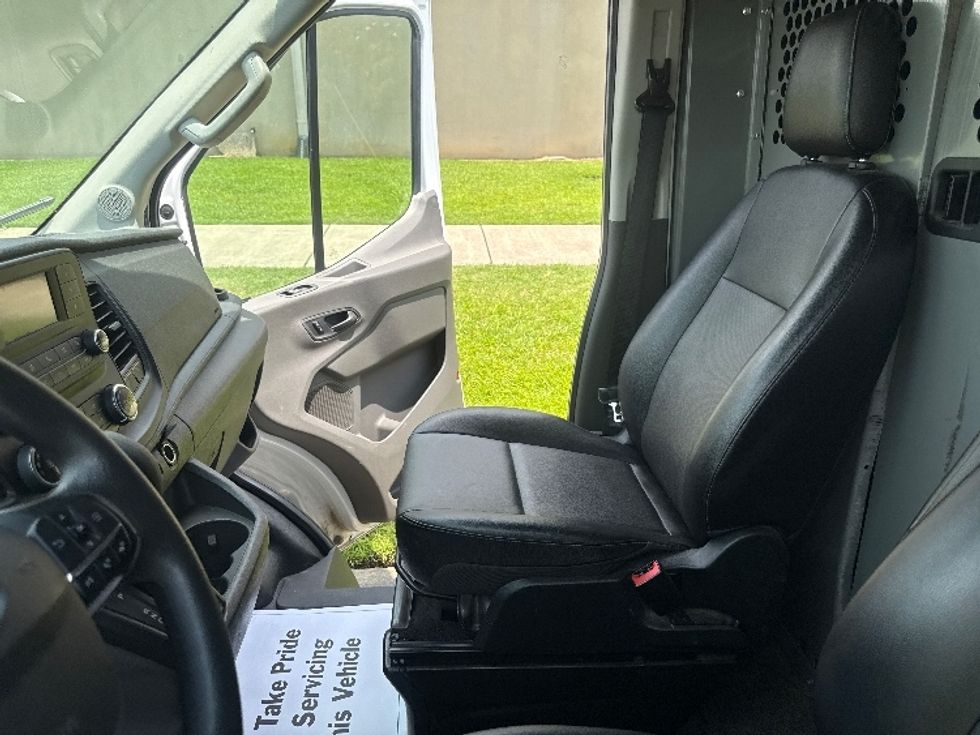 Cargo Van (Panel Van)-Light and Medium Duty Trucks-Ford-2021-Transit 250-Homewood-AL-76,426\n\t\tmiles-$ 34,750 - Image 16