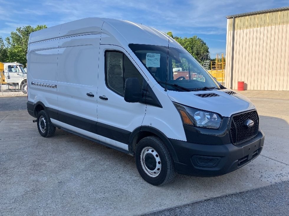 Cargo Van (Panel Van)-Light and Medium Duty Trucks-Ford-2021-Transit 250-Hueytown-AL-110,320\n\t\tmiles-$ 35,000 - Image 1