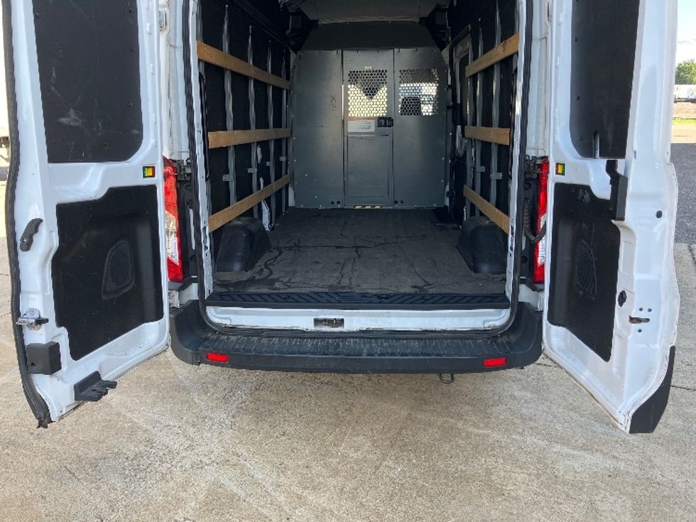 Cargo Van (Panel Van)-Light and Medium Duty Trucks-Ford-2021-Transit 250-Hueytown-AL-110,320\n\t\tmiles-$ 35,000 - Image 10