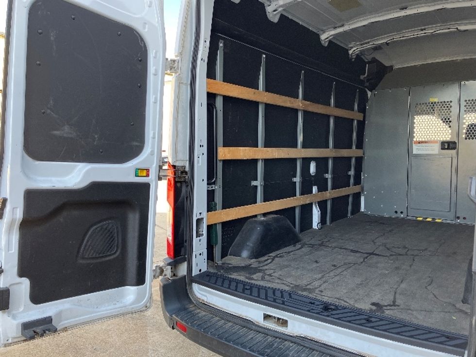 Cargo Van (Panel Van)-Light and Medium Duty Trucks-Ford-2021-Transit 250-Hueytown-AL-110,320\n\t\tmiles-$ 35,000 - Image 11