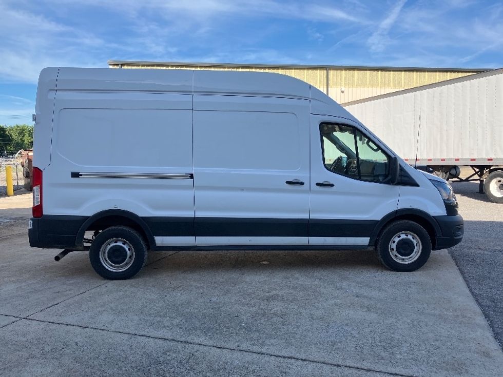 Cargo Van (Panel Van)-Light and Medium Duty Trucks-Ford-2021-Transit 250-Hueytown-AL-110,320\n\t\tmiles-$ 35,000 - Image 15