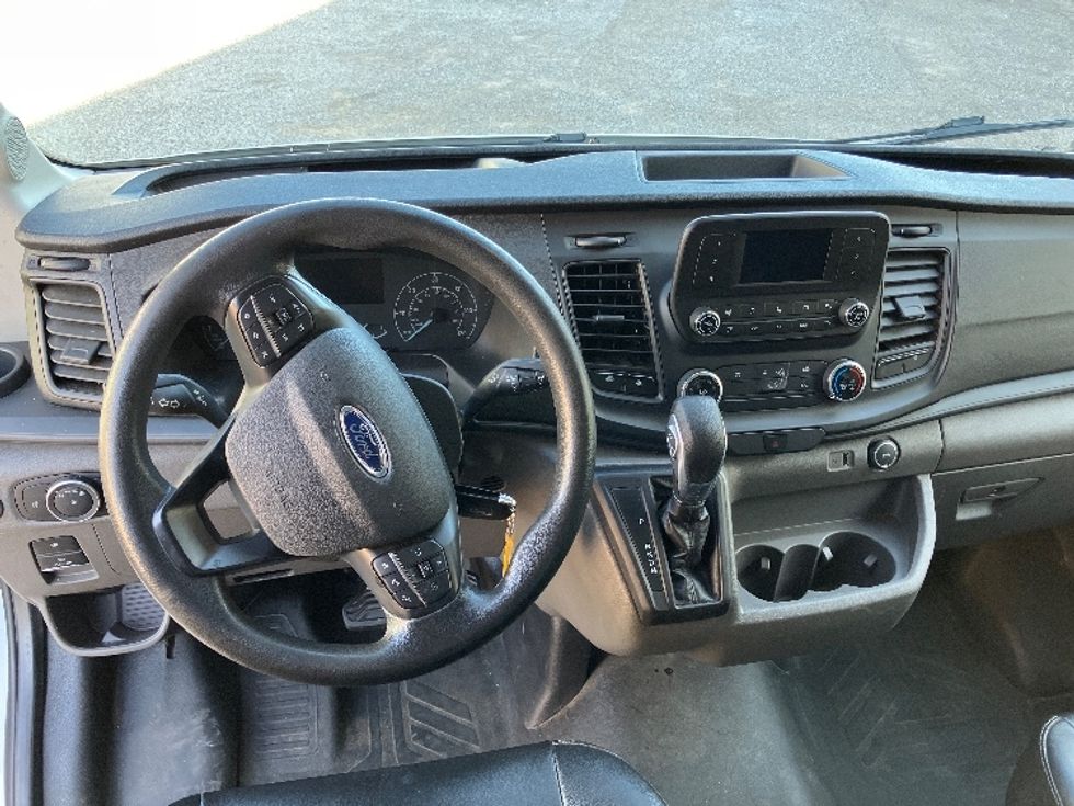 Cargo Van (Panel Van)-Light and Medium Duty Trucks-Ford-2021-Transit 250-Hueytown-AL-110,320\n\t\tmiles-$ 35,000 - Image 18