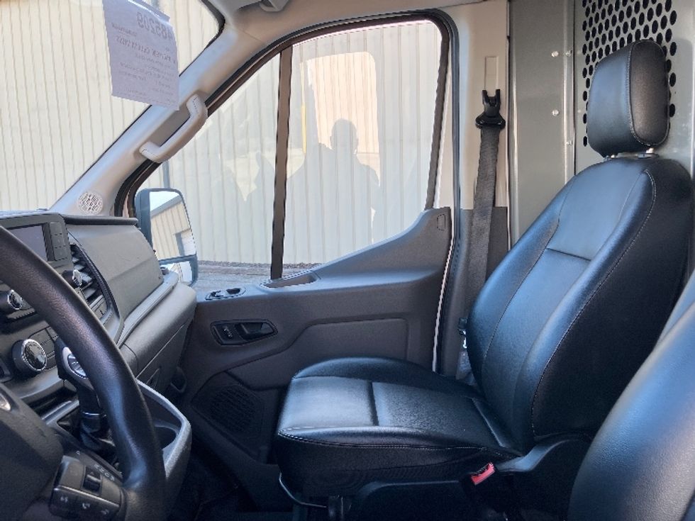 Cargo Van (Panel Van)-Light and Medium Duty Trucks-Ford-2021-Transit 250-Hueytown-AL-110,320\n\t\tmiles-$ 35,000 - Image 19