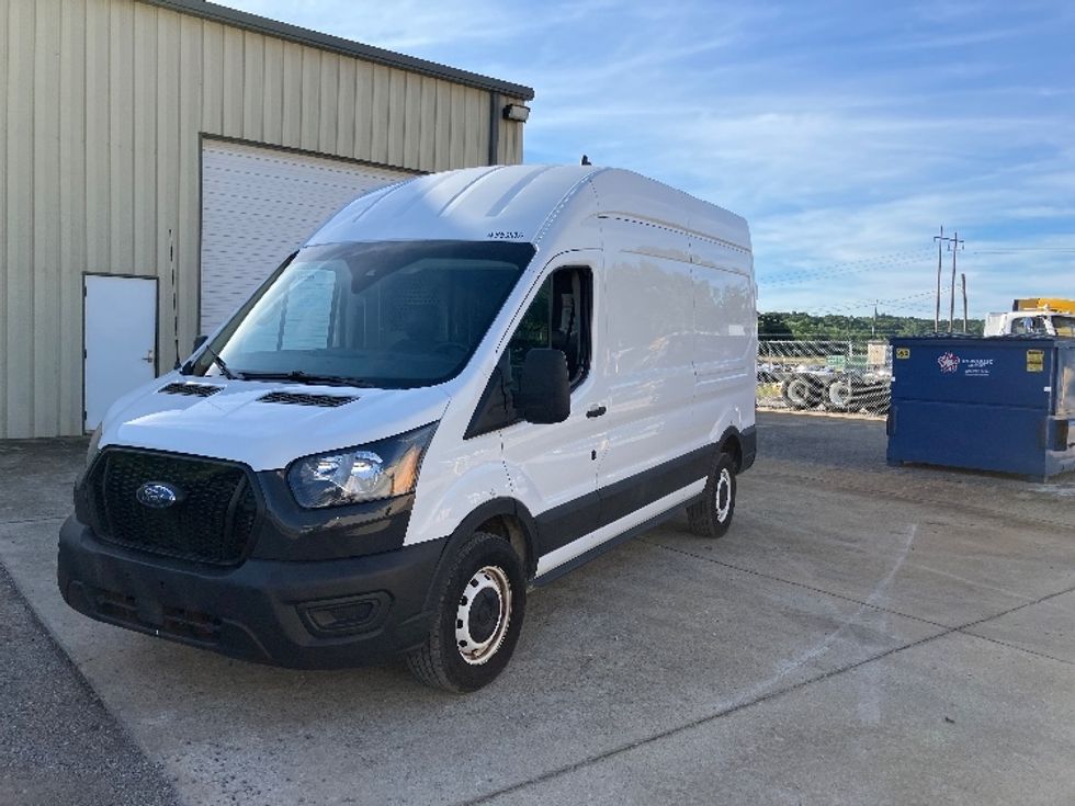Cargo Van (Panel Van)-Light and Medium Duty Trucks-Ford-2021-Transit 250-Hueytown-AL-110,320\n\t\tmiles-$ 35,000 - Image 3