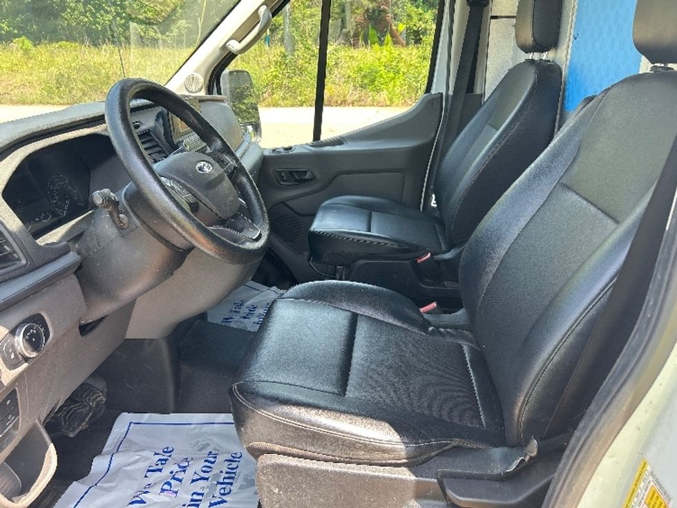Cargo Van (Panel Van)-Light and Medium Duty Trucks-Ford-2021-Transit 250-Hueytown-AL-133,530\n\t\tmiles-$ 31,250 - Image 18