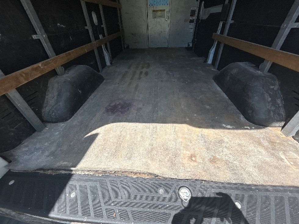 Cargo Van (Panel Van)-Light and Medium Duty Trucks-Ford-2021-Transit 250-Hueytown-AL-133,530\n\t\tmiles-$ 31,250 - Image 9