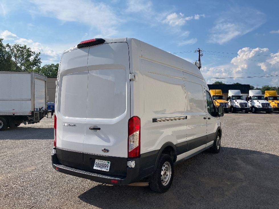 Cargo Van (Panel Van)-Light and Medium Duty Trucks-Ford-2021-Transit 250-Hueytown-AL-92,005\n\t\tmiles-$ 33,250 - Image 12