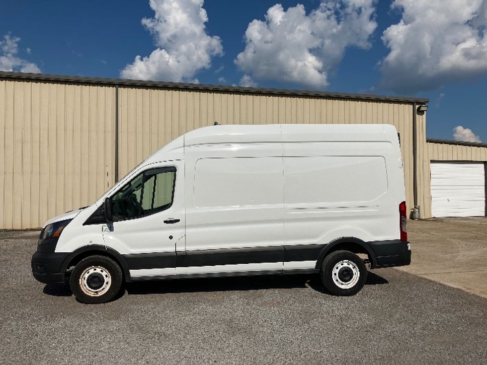 Cargo Van (Panel Van)-Light and Medium Duty Trucks-Ford-2021-Transit 250-Hueytown-AL-92,005\n\t\tmiles-$ 33,250 - Image 4