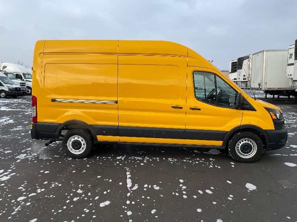 Cargo Van (Panel Van)-Light and Medium Duty Trucks-Ford-2021-Transit 250-Indianapolis-IN-134,245\n\t\tmiles-$ 10,000 - Image 15