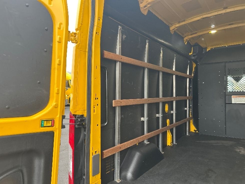 Cargo Van (Panel Van)-Light and Medium Duty Trucks-Ford-2021-Transit 250-Indianapolis-IN-48,190\n\t\tmiles-$ 32,750 - Image 10