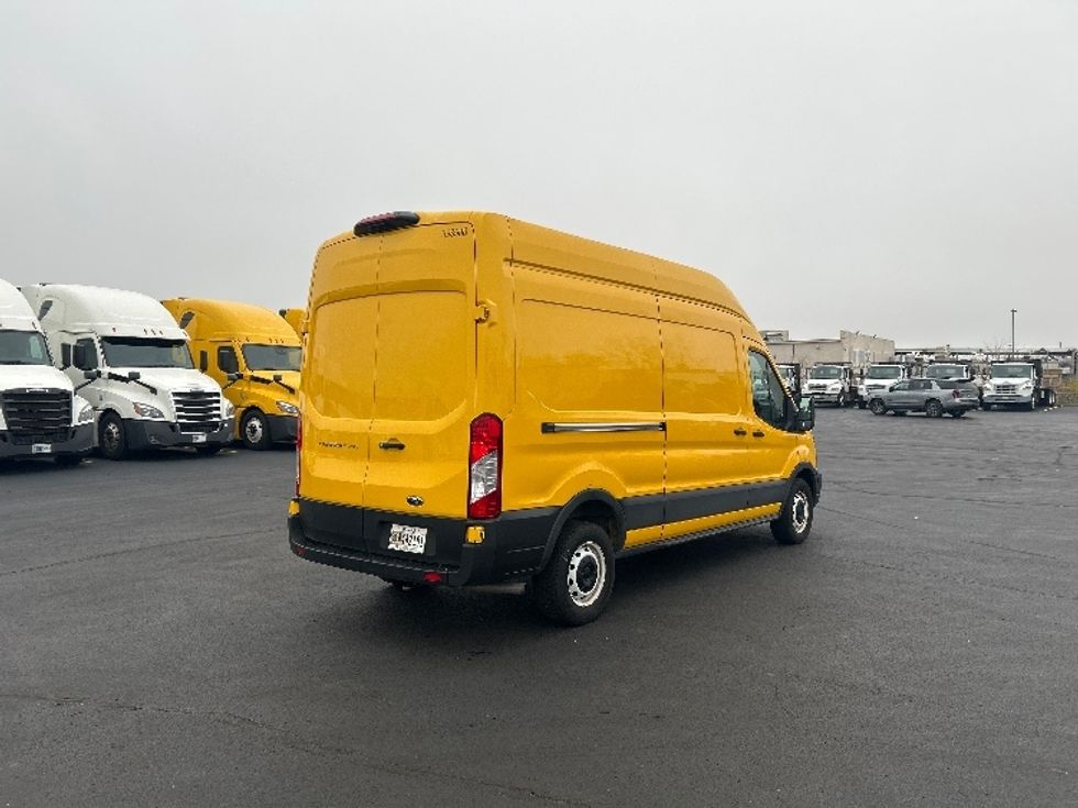 Cargo Van (Panel Van)-Light and Medium Duty Trucks-Ford-2021-Transit 250-Indianapolis-IN-48,190\n\t\tmiles-$ 32,750 - Image 12