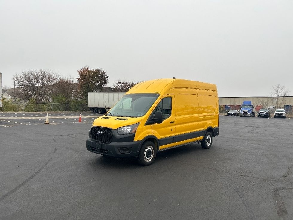 Cargo Van (Panel Van)-Light and Medium Duty Trucks-Ford-2021-Transit 250-Indianapolis-IN-48,190\n\t\tmiles-$ 32,750 - Image 3