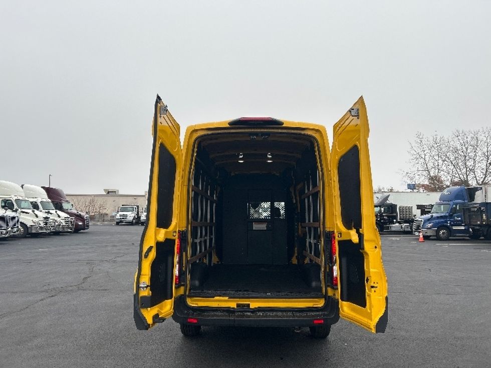 Cargo Van (Panel Van)-Light and Medium Duty Trucks-Ford-2021-Transit 250-Indianapolis-IN-48,190\n\t\tmiles-$ 32,750 - Image 8